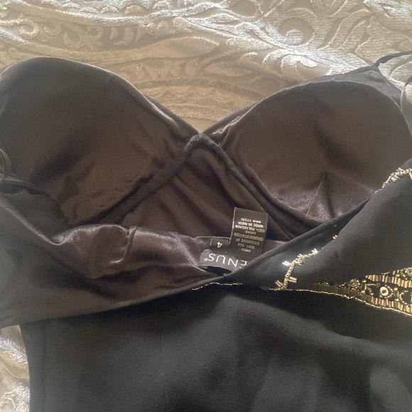 Silk Venus dress - Picture 7 of 8